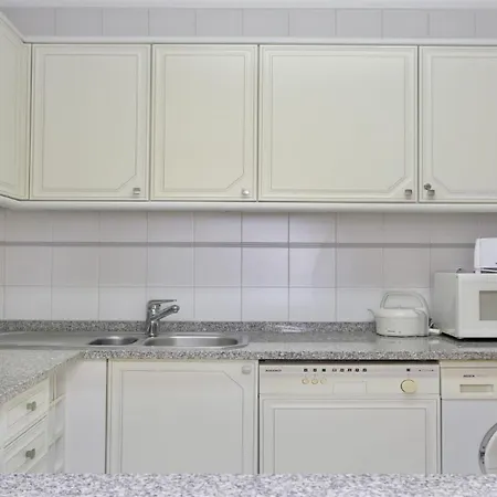 Al Charb Topfloor Sea View, Ar Con, Pool - Cleverdetails Vilamoura