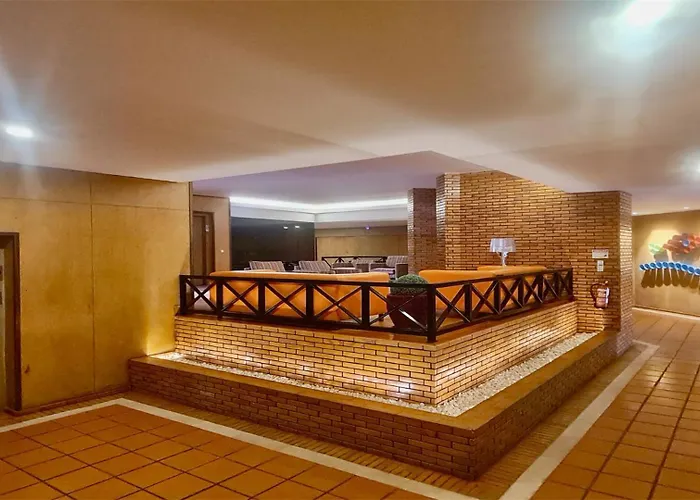 Al Charb Topfloor Sea View, Ar Con, Pool - Cleverdetails *