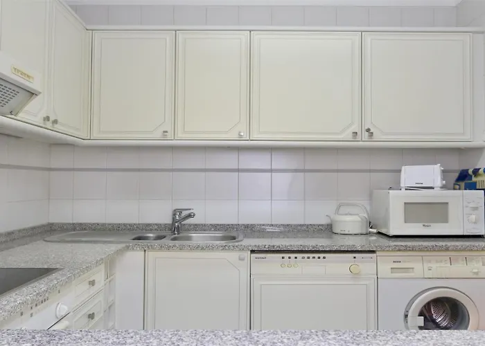 Al Charb Topfloor Sea View, Ar Con, Pool - Cleverdetails Vilamoura