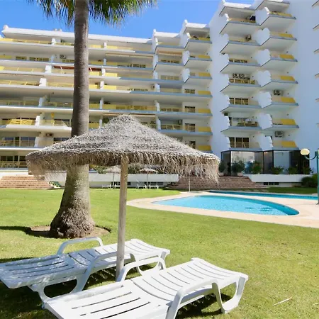 Al Charb Topfloor Sea View, Ar Con, Pool - Cleverdetails